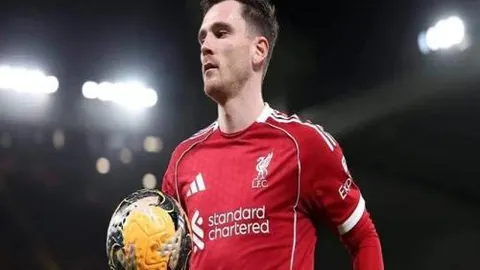 国足逆转：21年后再斩弱旅，归化新兵亮相，赛事日程揭晓